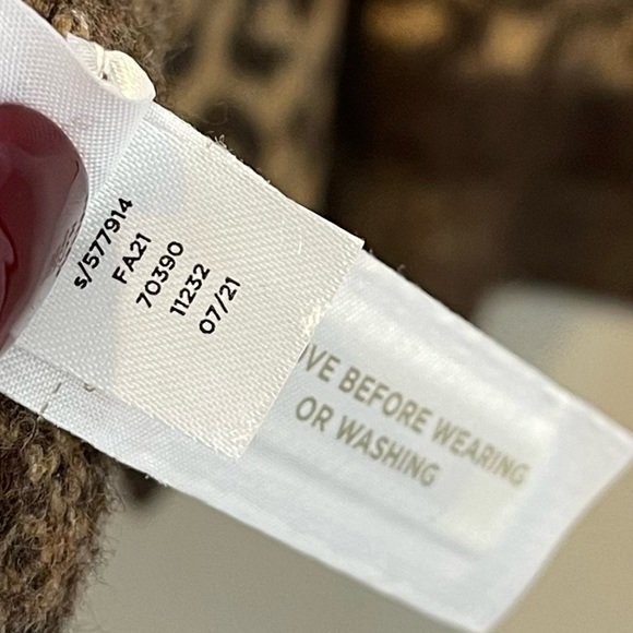 Ann Taylor Leopard Print Wool Blend Poncho in Dominican Sand Size XS / S Brown - Picture 10 of 11